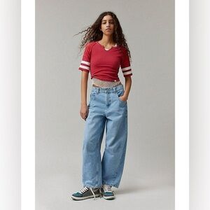 Urban Outfitters BDG Rih Extreme Barrel Mid-Rise Jean 31